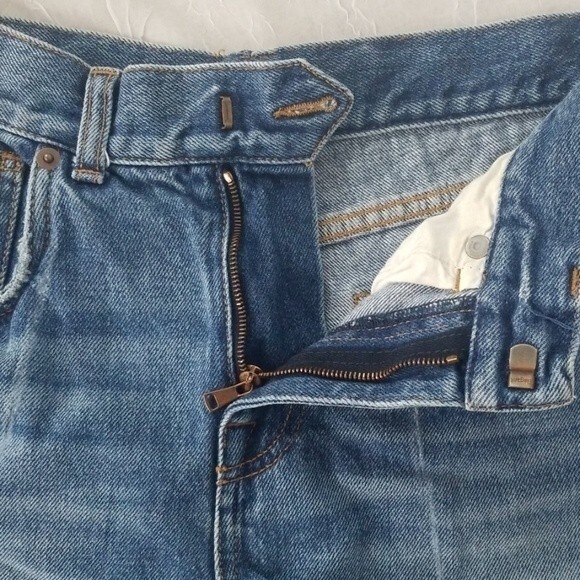 Christopher Kane distressed jean shorts. Size 25 - Picture 4 of 6